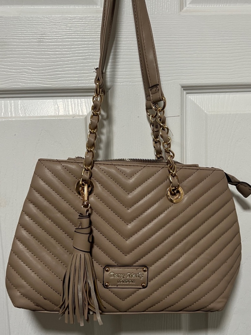 Darcy Marks London Chevron Quilted Satchel Bag Taupe Beige Gold Chain Tassel new